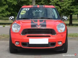Czerwony Używany 2011 Mini Cooper S Countryman SUV | 26 999 zł