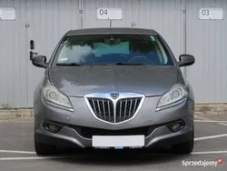 Szary Używany 2011 Lancia Delta Hatchback | 17 999 zł (Uczciwa cena)