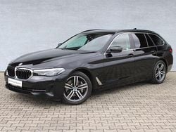 Czarny Używany 2022 BMW 530 Kombi | 179 900 zł (Dość drogi)