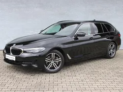 Czarny Używany 2022 BMW 530 Kombi | 179 900 zł (Drogi)