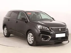 Czarny Używany 2018 Peugeot 5008 Minivan | 68 499 zł (Uczciwa cena)