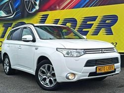 Biały Używany 2014 Mitsubishi Outlander SUV | 44 900 zł