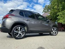 Szary Używany 2017 Peugeot 2008 GT-line SUV | 39 900 zł (Uczciwa cena)