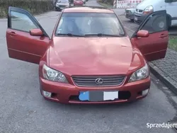 Czerwony Używany 2000 Lexus IS200 Sedan/Limuzyna | 16 900 zł