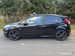 Czarny Używany 2015 Ford Fiesta ST Hatchback | 31 900 zł (Super Cena)