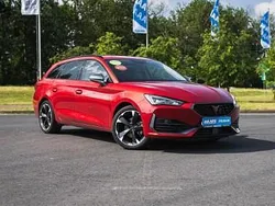 Czerwony Używany 2023 Cupra Leon Kombi | 125 999 zł (Uczciwa cena)