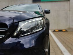 Granatowy Używany 2019 Mercedes C200 Kombi | 82 900 zł (Uczciwa cena)