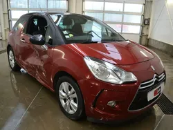 Czerwony Używany 2011 Citroën DS3 Hatchback | 7500 zł
