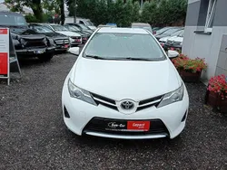 Biały Używany 2013 Toyota Auris Hatchback | 29 900 zł (Uczciwa cena)