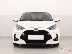 Biały Używany 2020 Toyota Yaris Hybrid Hatchback | 57 999 zł (Uczciwa cena)