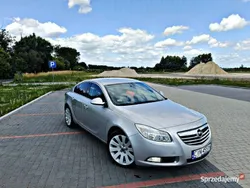 Srebrny Używany 2010 Opel Insignia Hatchback | 20 300 zł (Uczciwa cena)