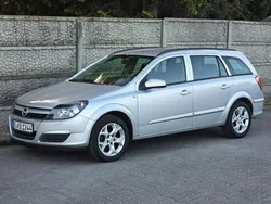 Srebrny (metalik) Używany 2005 Opel Astra Kombi | 12 500 zł (Drogi)