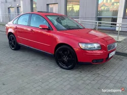 Czerwony Używany 2007 Volvo S40 Summum Sedan/Limuzyna | 17 999 zł (Uczciwa cena)