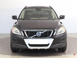 Czarny Używany 2010 Volvo XC60 SUV | 31 999 zł