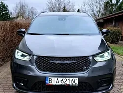 Grafitowy Używany 2021 Chrysler Pacifica Touring SUV | 133 000 zł (Dobra cena)