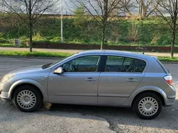 Używany 2005 Opel Astra Hatchback | 11 800 zł (Dość drogi)