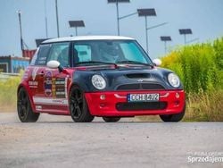 Czerwony Używany 2003 Mini Cooper S Coupé Coupe | 33 900 zł