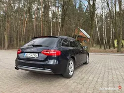 Granatowy Używany 2012 Audi A4 S-Line Kombi | 33 999 zł (Dobra cena)