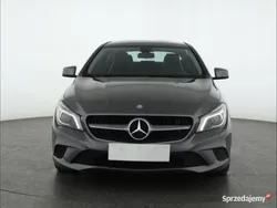 Szary Używany 2013 Mercedes CLA200 Sedan/Limuzyna | 62 999 zł