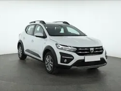 Biały Używany 2022 Dacia Sandero Hatchback | 48 999 zł (Dobra cena)