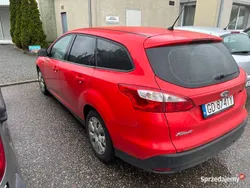 Czerwony Używany 2013 Ford Focus | 10 800 zł