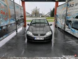 Zielony Używany 2005 VW Golf V Hatchback | 10 900 zł (Uczciwa cena)