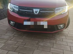 Czerwony Używany 2017 Dacia Sandero Hatchback | 32 900 zł (Dość drogi)