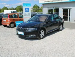 Niebieski Używany 2022 Skoda Superb Kombi | 60 894 zł