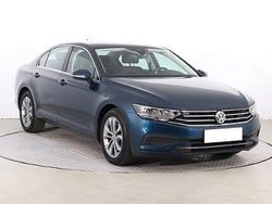 Niebieski Używany 2019 VW Passat Sedan/Limuzyna | 74 999 zł (Dość drogi)