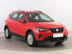 Czerwony Używany 2023 Seat Arona SUV | 70 999 zł (Uczciwa cena)