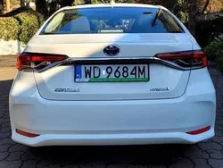 Biały Używany 2019 Toyota Corolla Sedan/Limuzyna | 68 000 zł (Uczciwa cena)
