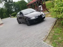 Czarny Używany 2004 Alfa Romeo 147 Hatchback | 5500 zł