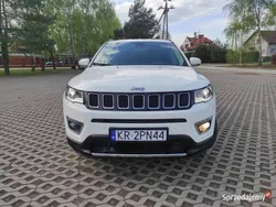 Biały Używany 2019 Jeep Compass Limited SUV | 75 000 zł (Dobra cena)