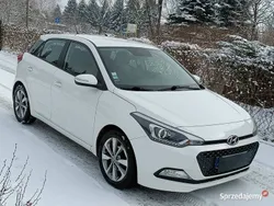 Biały Używany 2015 Hyundai i20 Hatchback | 28 900 zł (Dość drogi)