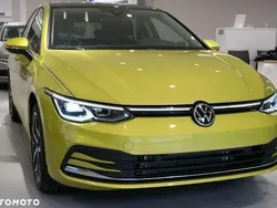 Żółtozłoty Używany 2020 VW Golf VIII Style Hatchback | 99 999 zł (Drogi)