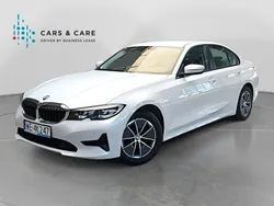Biały (metalik) Używany 2021 BMW 318 Sedan/Limuzyna | 89 900 zł (Super Cena)