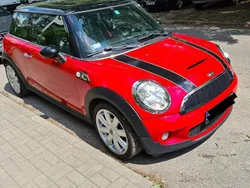 Czerwony (metalik) Używany 2008 Mini Cooper S Hatchback | 24 000 zł