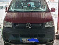 Czerwony Używany 2007 VW T5 Van | 27 000 zł (Uczciwa cena)