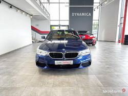 Niebieski Używany 2019 BMW 320 M Sport Kombi | 163 900 zł (Super Cena)