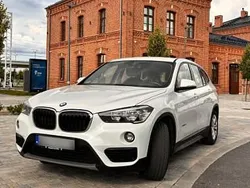 Biały Używany 2016 BMW X1 Advantage SUV | 57 000 zł (Uczciwa cena)