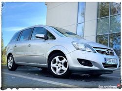 Srebrny Używany 2012 Opel Zafira Minivan | 21 500 zł (Uczciwa cena)