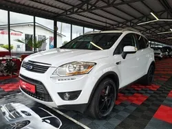 Biały Używany 2011 Ford Kuga SUV | 39 900 zł (Dość drogi)