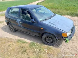 Używany 1999 VW Polo Sedan/Limuzyna | 1100 zł (Uczciwa cena)