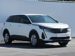 Biały Używany 2022 Peugeot 5008 Minivan | 93 999 zł (Dobra cena)