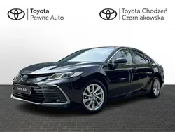 Czarny Używany 2021 Toyota Camry Comfort Sedan/Limuzyna | 94 900 zł (Uczciwa cena)