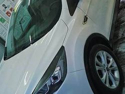 Biały Używany 2017 Ford Escape SUV | 40 000 zł (Uczciwa cena)