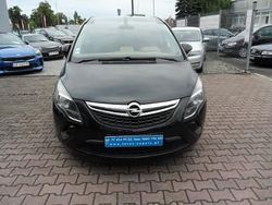 Czarny Używany 2012 Opel Zafira Minivan | 31 600 zł (Drogi)