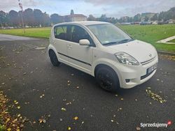 Biały Używany 2008 Daihatsu Sirion Hatchback | 8200 zł