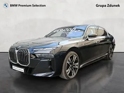 Czarny carbon m metalizowany Używany 2023 BMW i7 Comfort Edition Sedan/Limuzyna | 414 900 zł