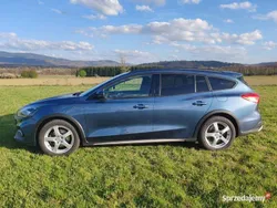 Niebieski Używany 2019 Ford Focus Kombi | 62 900 zł (Dość drogi)
